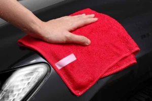 Limpieza en seco de tu coche a domicilio en Madrid, Barcelona, Valencia, etc.: rápido, cómodo y 100% ecológico
